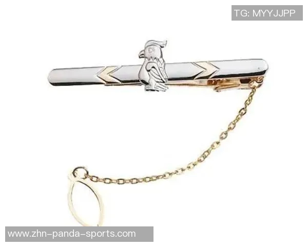 皮尔斯坦言第一次约会不亲吻女孩坚持原则展现绅士风度