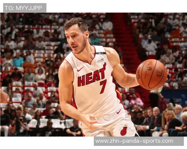 夏季训练不放松麦克丹尼尔斯运球节奏感十足轻松命中撤步三分球 夏季训练不放松麦克丹尼尔斯运球节奏感十足轻松命中撤步三分球