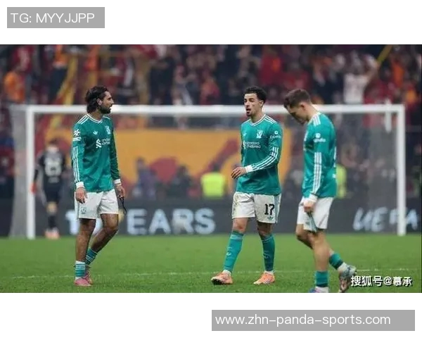 红军主帅斯洛特携家人畅游迪拜享受难得假期