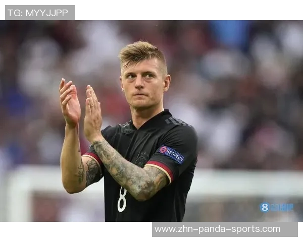 墨西哥中卫埃克托莫雷诺宣布退役132场国际比赛生涯圆满结束