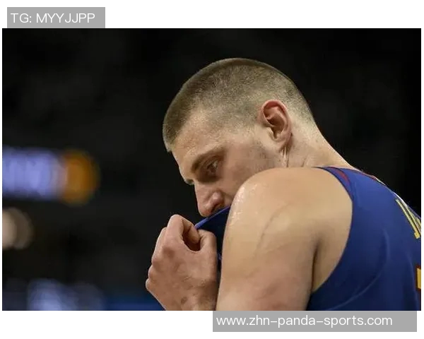 约基奇半场狂砍19分7篮板4助攻2抢断展现恐怖效率