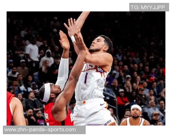 乌度卡称赞阿门表现出色助攻篮板双双亮眼并成功限制布克 乌度卡称赞阿门表现出色助攻篮板双双亮眼并成功限制布克